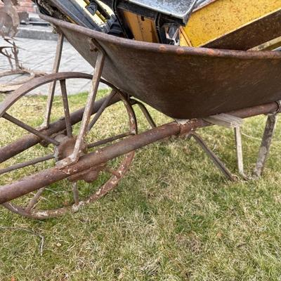 Vintage Cast Iron Wheelbarrow w/metal wheel