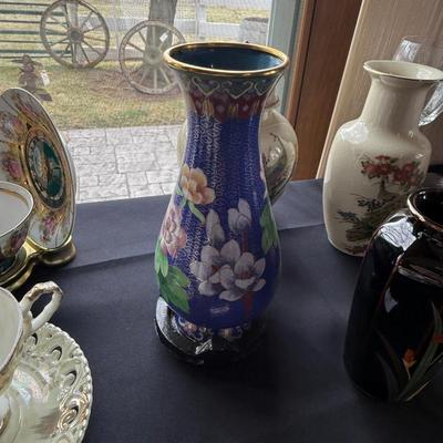 Group of 4 decorative ceramic vases - asian themed