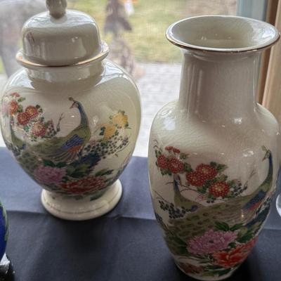 Group of 4 decorative ceramic vases - asian themed