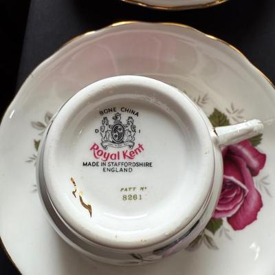 Set of 6 Ceramic Tea Cups & Saucers - 5 match/1 doesn’t