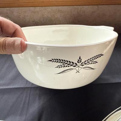Vintage Anchor Hocking/Fire King cooking dishes