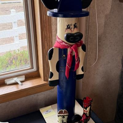 Wood decorative Cow and 2 Boot Candles
