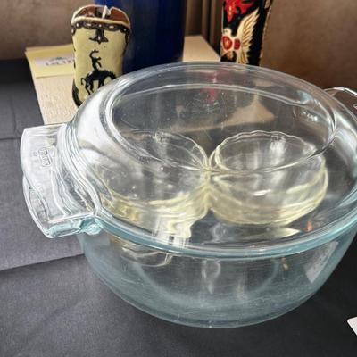 Vintage Pyrex lidded Casserole dish w/small side bowls