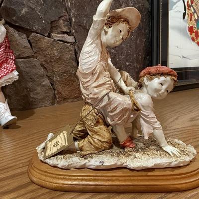 Capodimonte Style kids playing figure on base