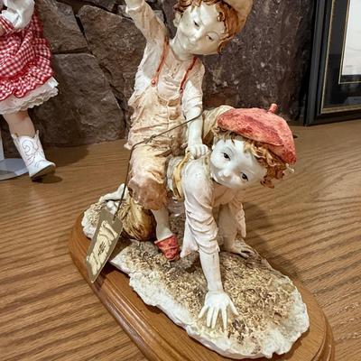 Capodimonte Style kids playing figure on base