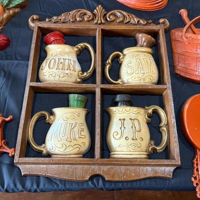 Lot of Metal kitchen wall hangings