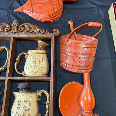 Lot of Metal kitchen wall hangings