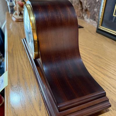 Elgin dark wood cased Vintage Mantle Clock w/Key