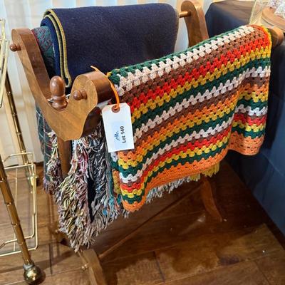 Vintage wood blanket stand w/crochet quilt & 3 blankets