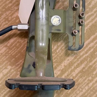 Bear Signature Line Model 0834457 Whitetail II Bow