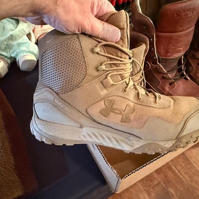 2 Pairs of Men’s Workboots - Size 13 Underarmor/Schnee’s