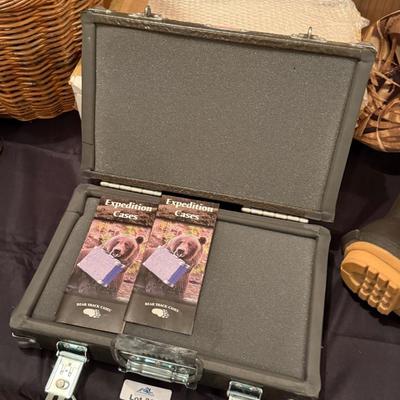 Bear Track Cases Hard Pistol Case