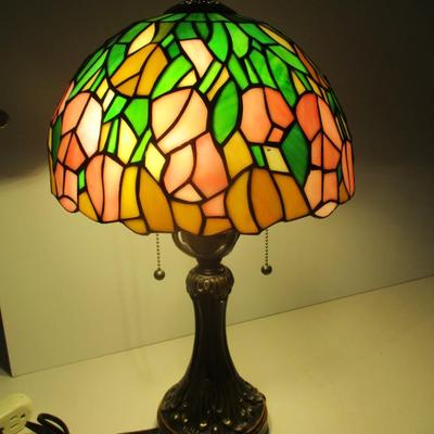 Tiffany Style Multicolor Stained Glass Table Lamp