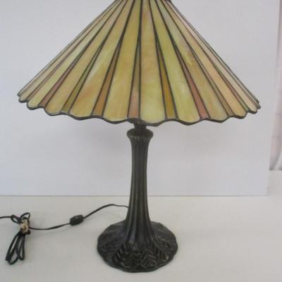 Pleated Tiffany Style Stained Glass Table Lamp