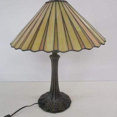 Pleated Tiffany Style Stained Glass Table Lamp