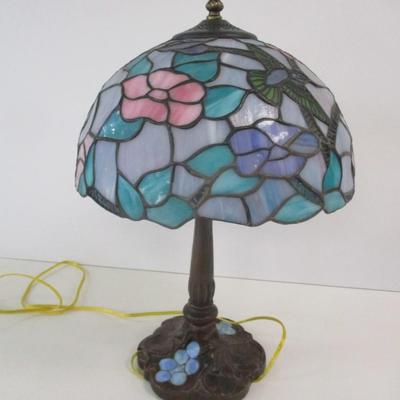 Tiffany Style Hummingbird Stained Glass Table Lamp