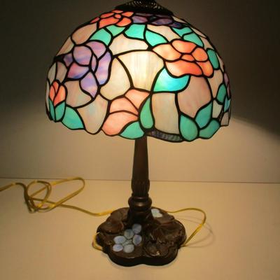 Tiffany Style Hummingbird Stained Glass Table Lamp