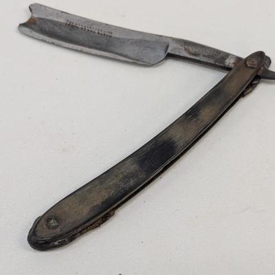 Vintage Straight Razor Celebrated Fine India Steel