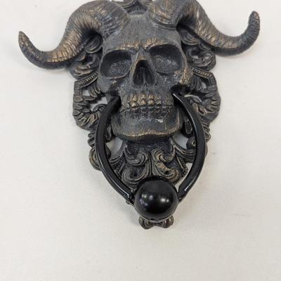 Resin Horned Skull Sheep Head Door Knocker Metal Handle