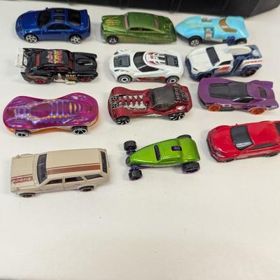 Matchbox Cars With Carrying Case