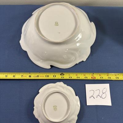 Vintage Bowl Set