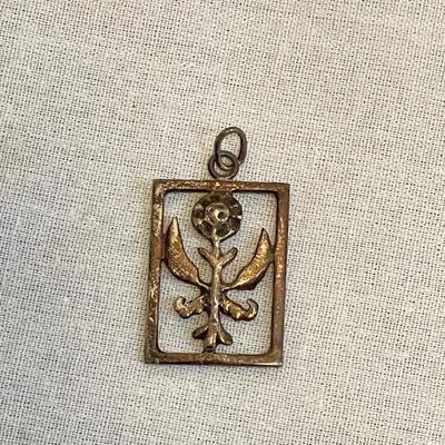 Silver Earrings & Rose Adorned Necklaces (K-SS)