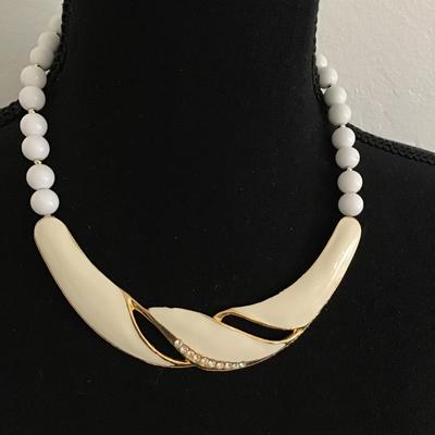 Enamel Faux Beaded Necklace