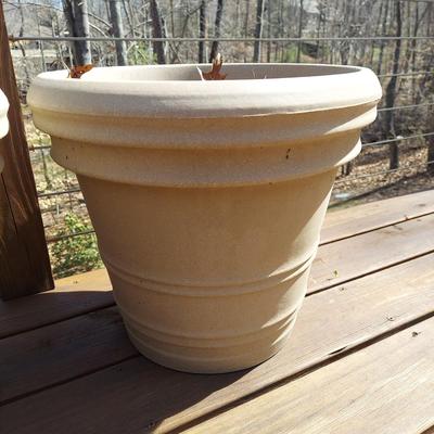 Large Outdoor Pots (D-BBL)