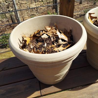 Large Outdoor Pots (D-BBL)
