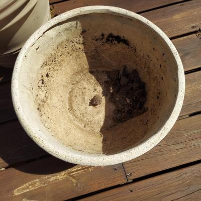 Large Outdoor Pots (D-BBL)