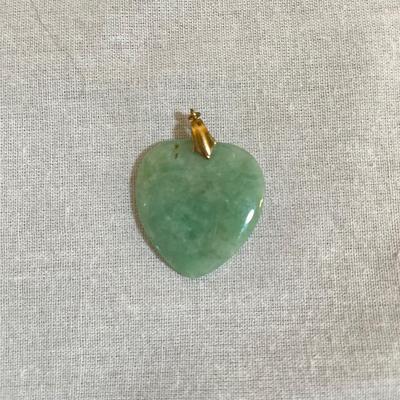 Mano Figa Pendant, Jade Heart and 14K Chain (K-SS)