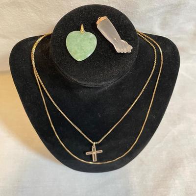 Mano Figa Pendant, Jade Heart and 14K Chain (K-SS)