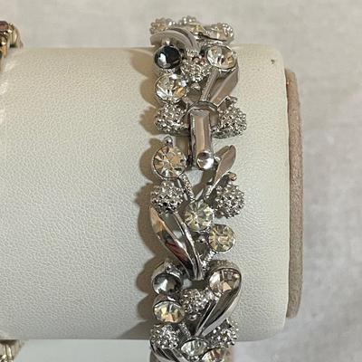 Vintage Style Glam w/ Trifari (K-SS)