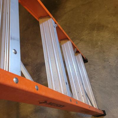 Husky and Leifheit Ladders (G-El)