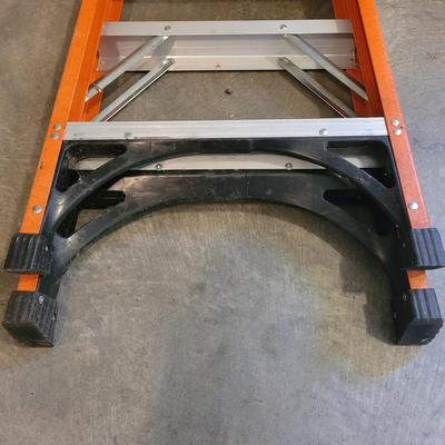 Husky and Leifheit Ladders (G-El)