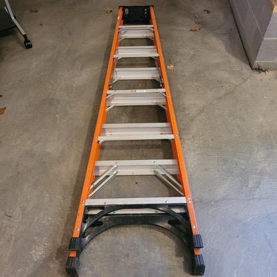 Husky and Leifheit Ladders (G-El)