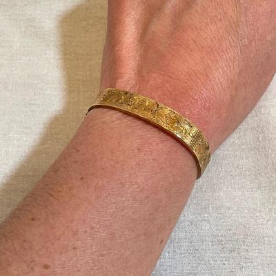Timeless Treasures w/ Walter Lampl and a Damascene Bracelet (K-SS)
