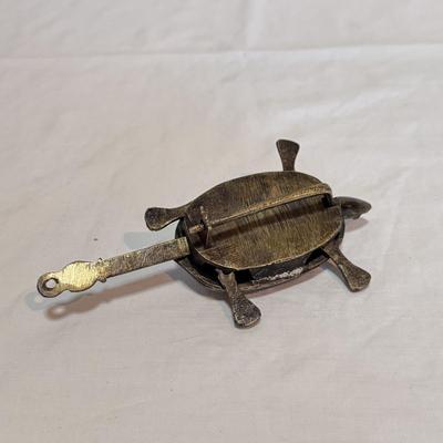 Vintage Brass Turtle Grater and Turtle Lock (DR-DZ)