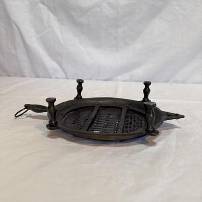 Vintage Brass Turtle Grater and Turtle Lock (DR-DZ)