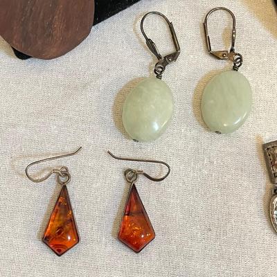 20+ Earring Pairs for Pierced Ears (K-SS)