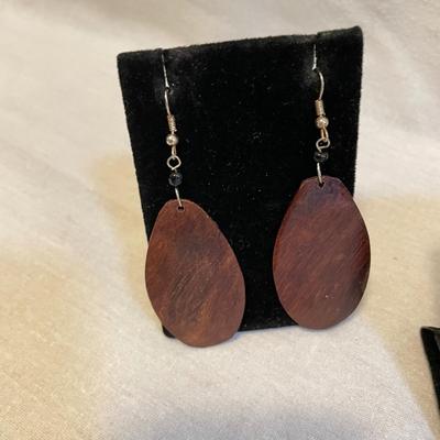 20+ Earring Pairs for Pierced Ears (K-SS)
