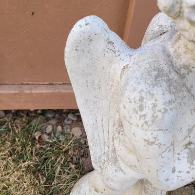 Concrete angels