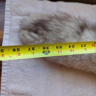 Vintage Unbranded Fur Collars Lot D