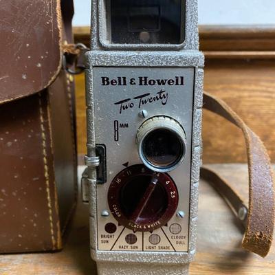 Vintage Bell & Howell Two Twenty 8mm Gray Manual Compact Movie Camera