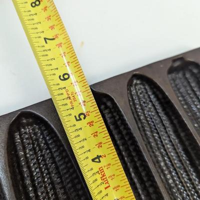 Wagner Ware's Junior Krusty Korn Kobs Cast Iron Cornbread Pan