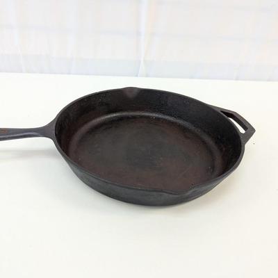 Lodge Cast Iron Pan 10SK USA