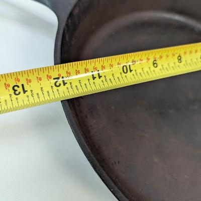 Lodge Cast Iron Pan 10SK USA
