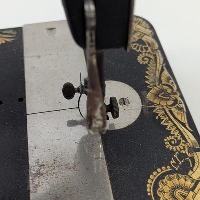 Vintage Singer Sewing Machine