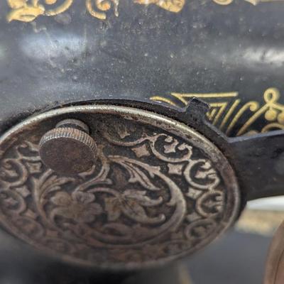 Vintage Singer Sewing Machine