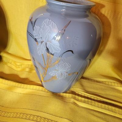 Ceramic egg and vase